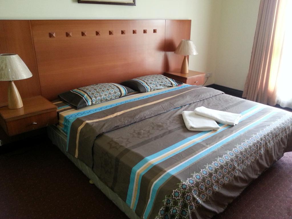 T & H Vacation Condo @Marina Court Kota Kinabalu Room photo